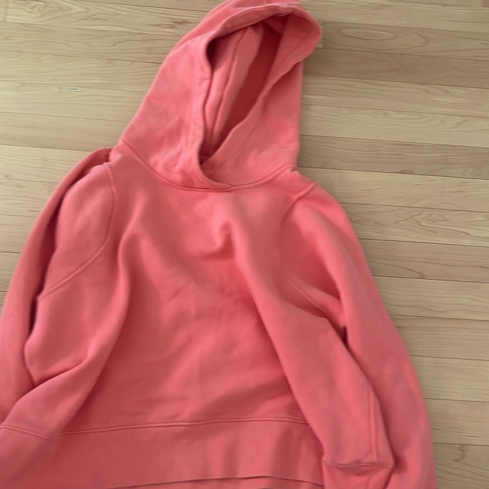 Lululemon Loungeful Cropped hoodie size 12 in Raspberry Cream